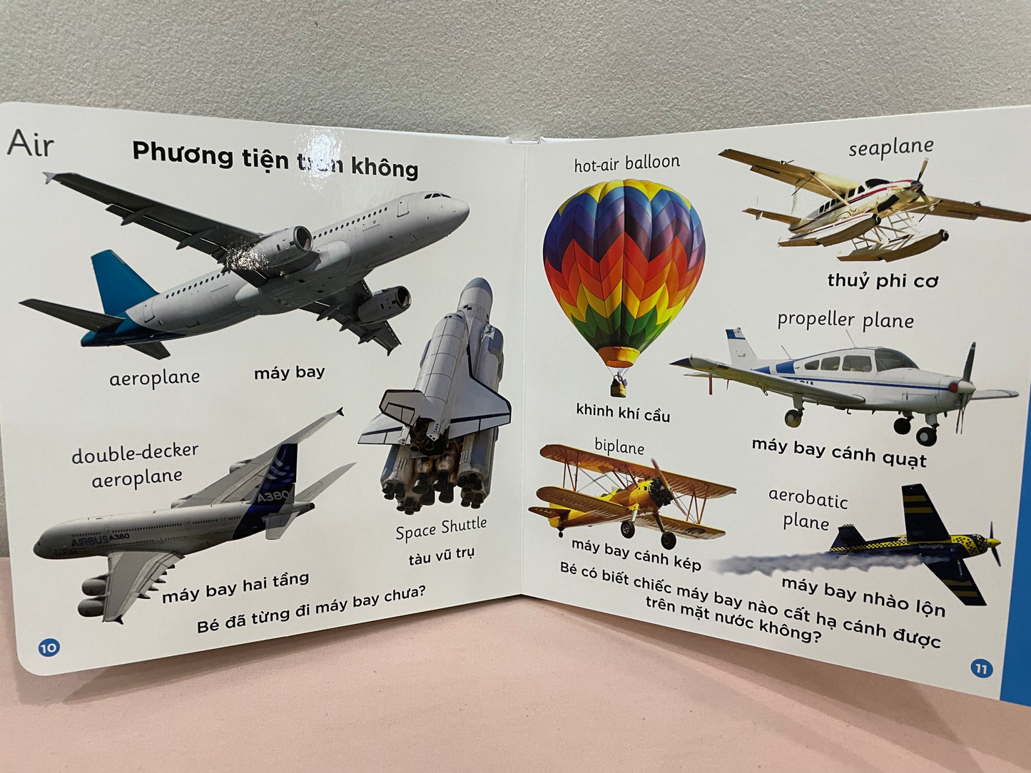 First words bilingual Vietnamese-English dictionary board book set for toddler (Animals, Colours, Farms, Vehicles, Words)