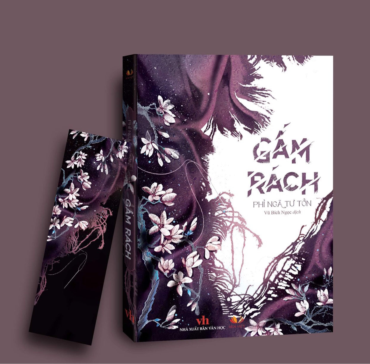 Sách Gấm Rách Phí Ngã Tư Tồn