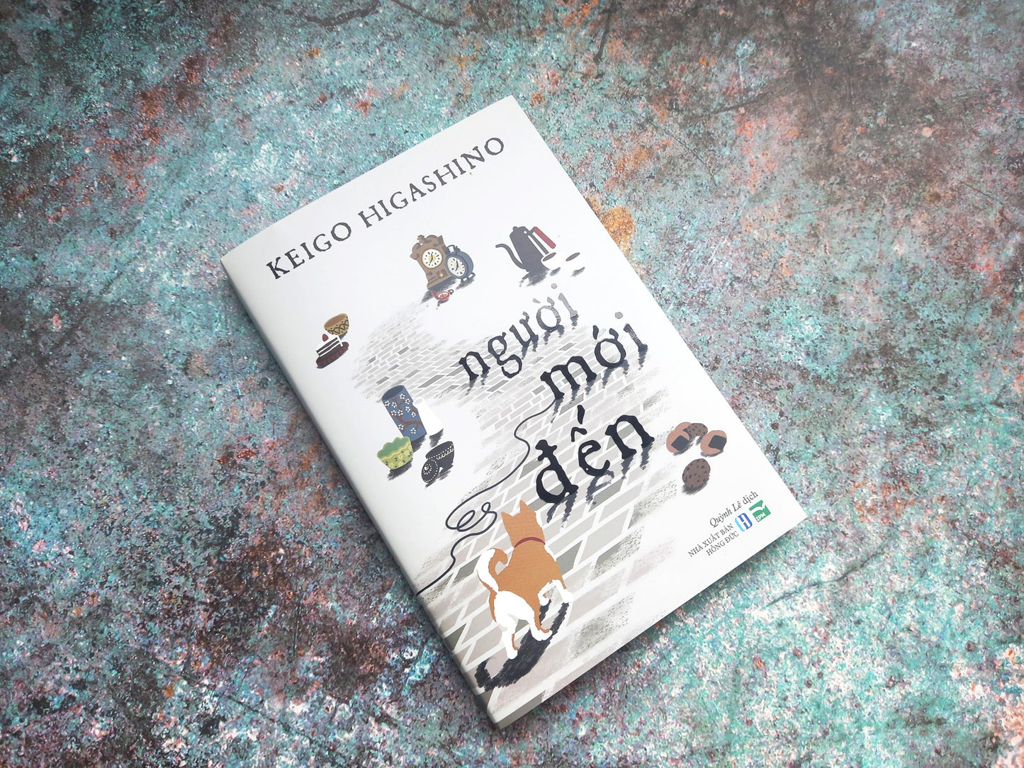 Người mới đến Keigo Higashino