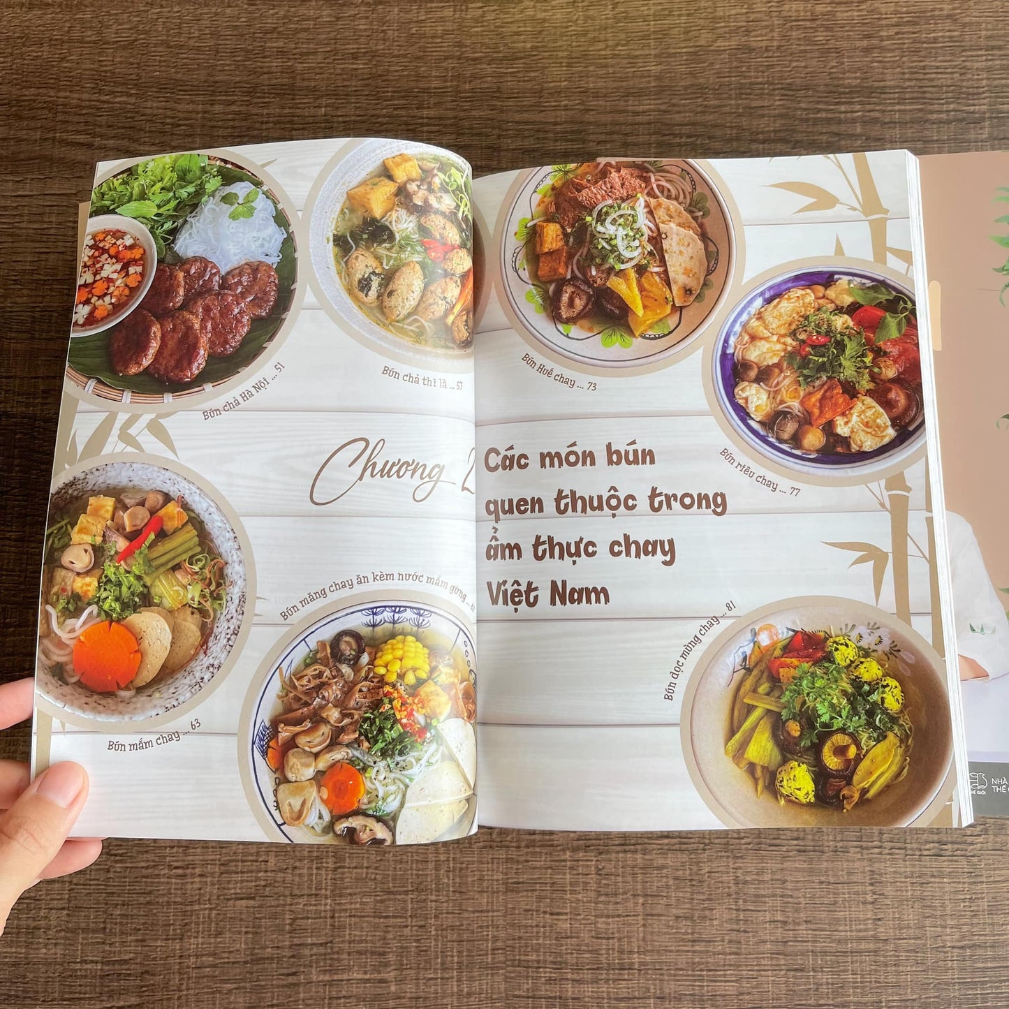 Ăn chay cùng Nhi - Ẩm thực Việt trọn vị 3 miền| Vietnamese cookbook