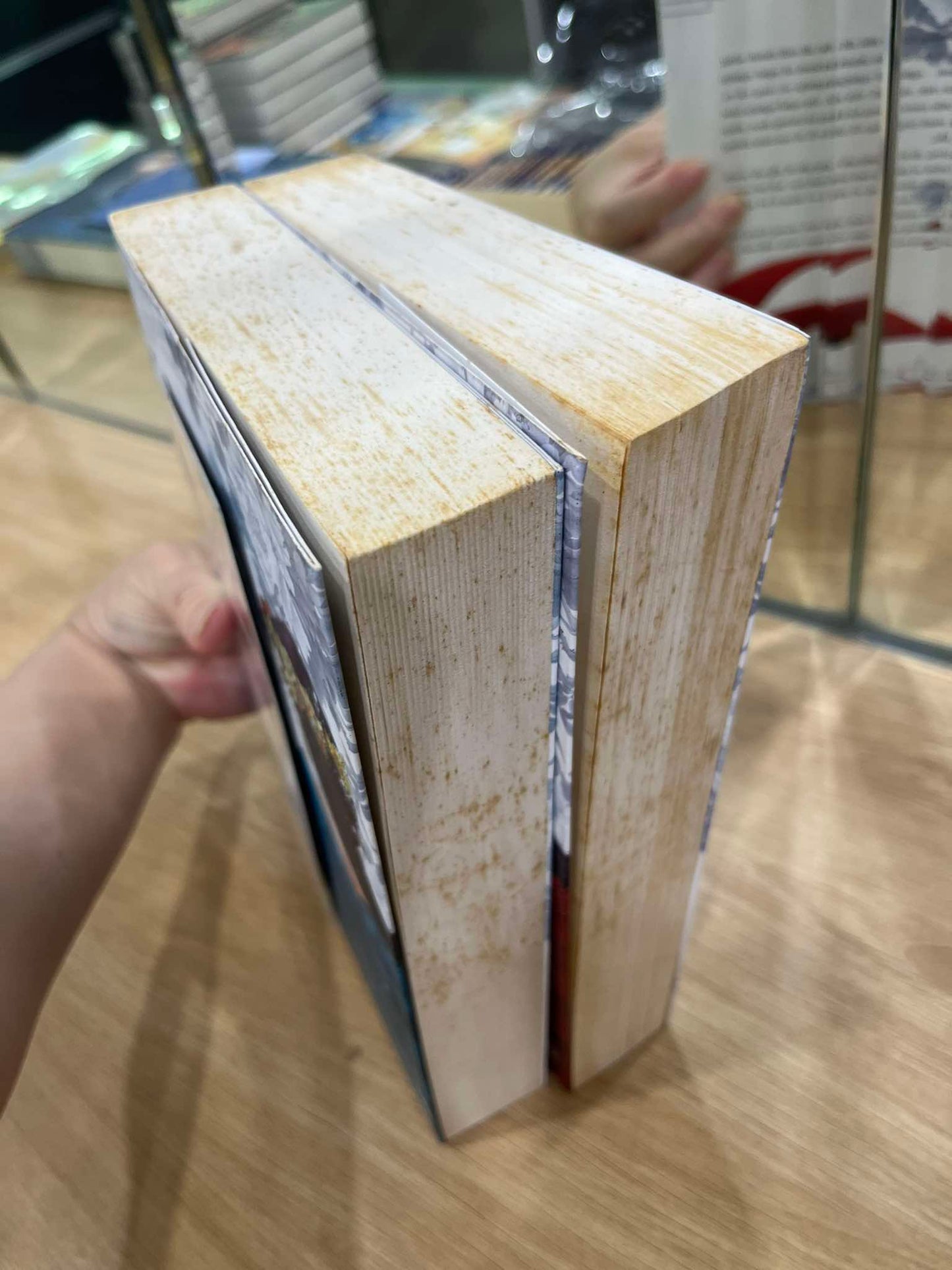 Nghề làm phi trọn bộ 2 cuốn sách used  (Nguyệt Hạ Diệp Ảnh)