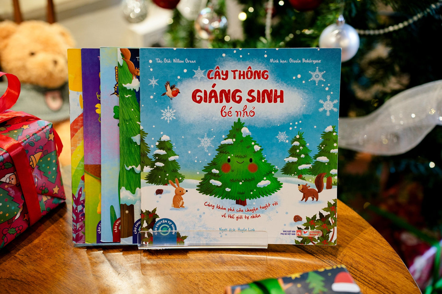 Combo 5 cuốn Câu chuyện tự nhiên – Khám phá thế giới diệu kỳ quanh ta 5-Book Combo: Nature Stories – Discover the Wonderful World Around Us (Vietnamese edition)
