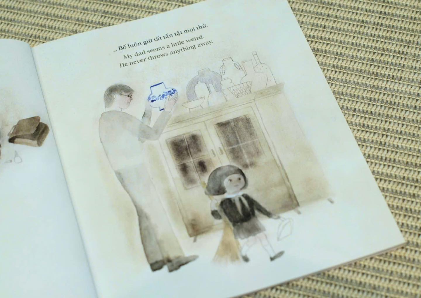 Kho tàng của bố Loving eyes [Bilingual English Vietnamese children book]