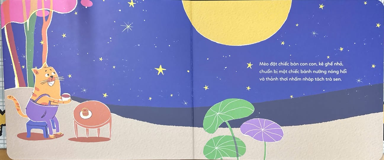 CÓ CẬU LÀ VUI RỒI Câu chuyện về sự sẻ chia Tết Trung Thu [A book about sharing in the MidAutumn Festival]