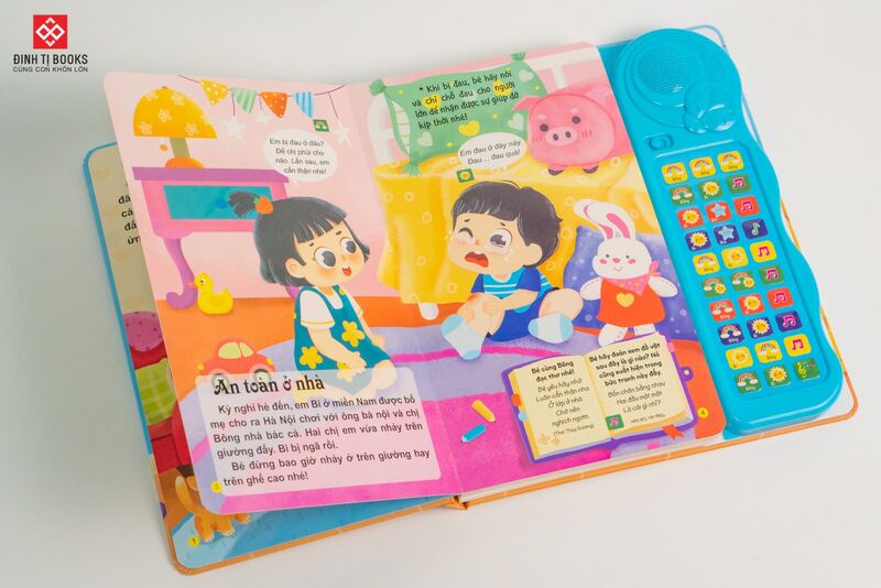 Sách âm thanh - Bé học nói Learning to Talk In Vietnamese Soundbook