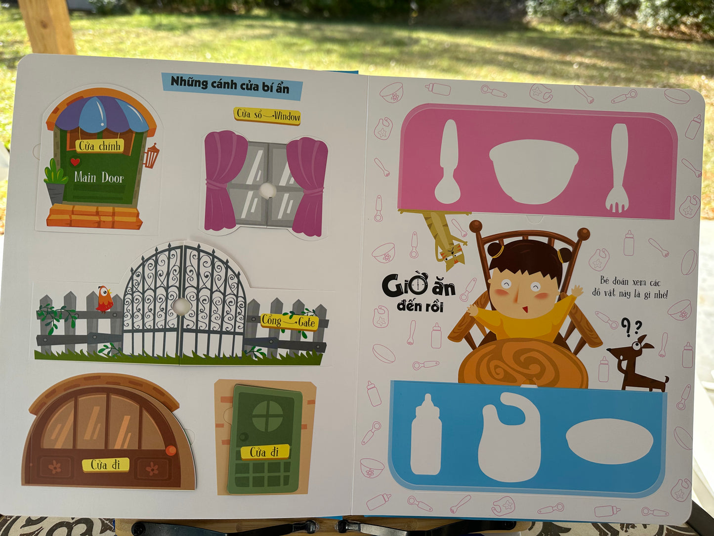 Lift-The-Flap Bilingual Vietnamese BoardBooks for Children (First words book, Animals, Body, stuff around the house, ABC Vietnamese) Sách tương tác lật mở cho bé từ 2-6 tuổi