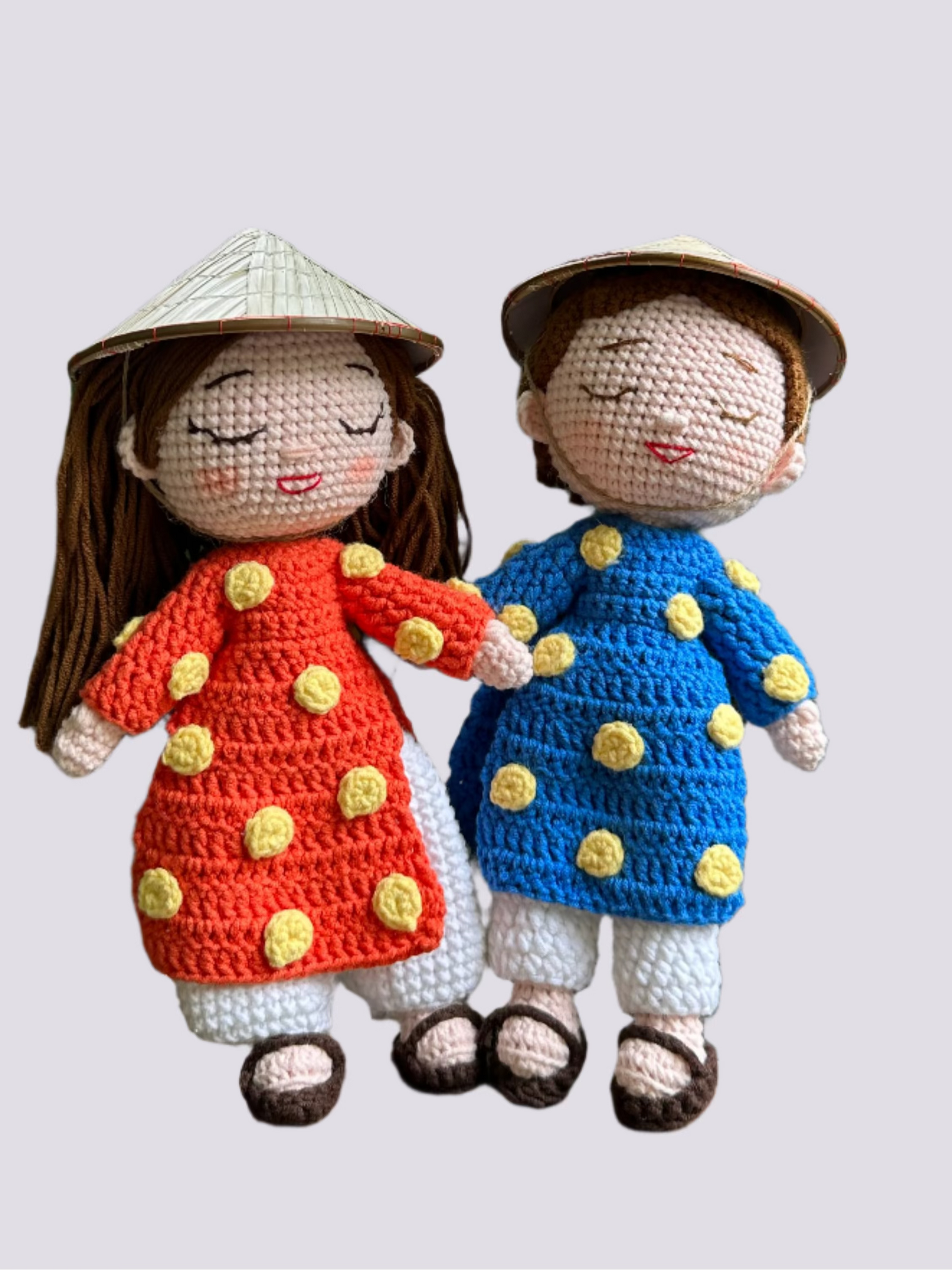 Vietnamese crochet dolls 