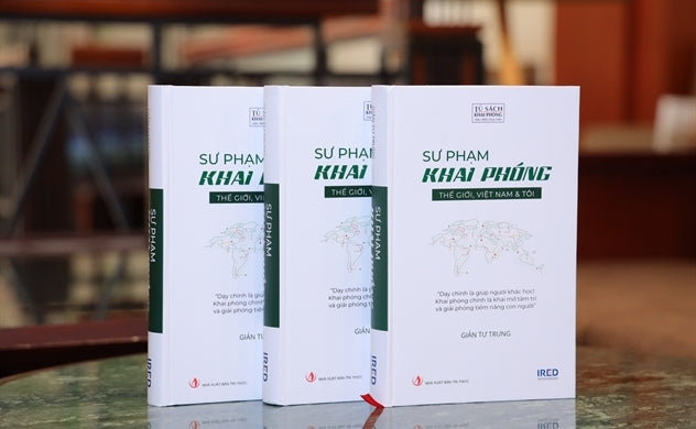 Sư phạm khai phóng (Giản Tư Trung)