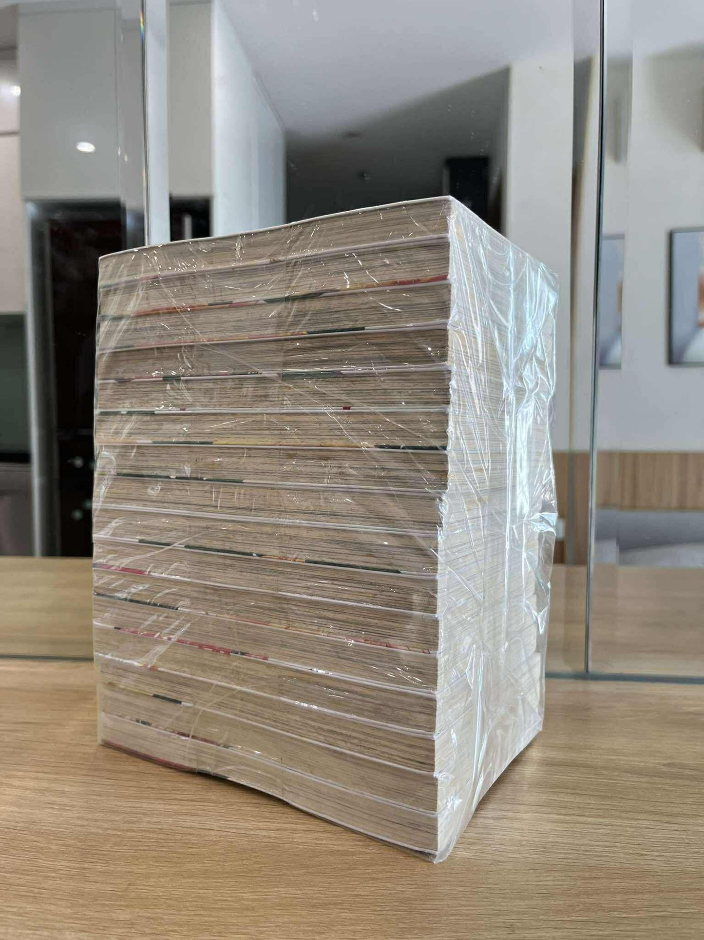 Hoa hồng tóc ngắn trọn bộ 16 cuốn