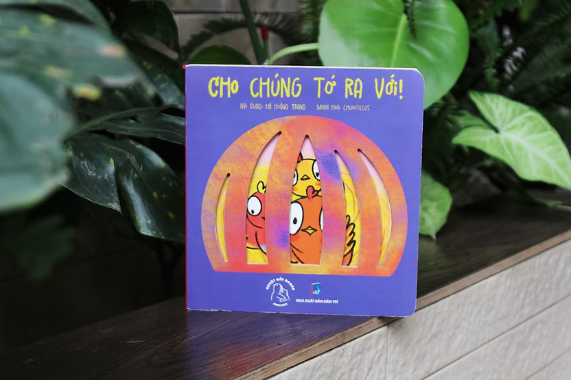 Cho Chúng Tớ Ra Với! | Vietnamese Interactive Children’s Book