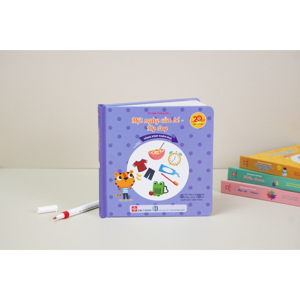 Vòng Xoay Khám Phá – Interactive Vietnamese-English Books for Babies 0–3