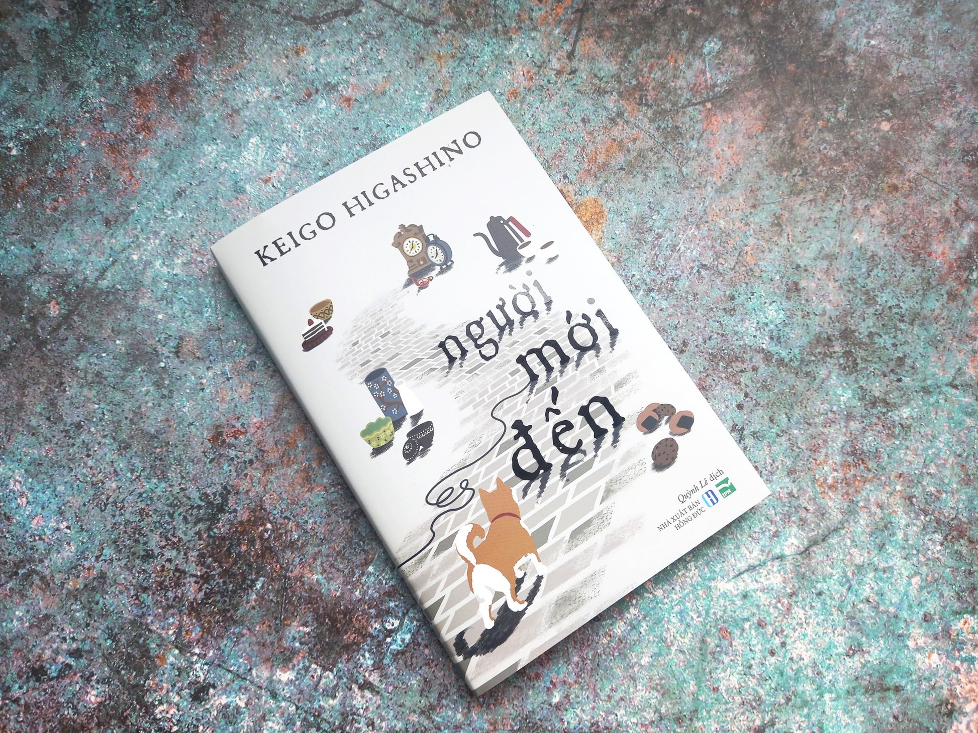 Người mới đến Keigo Higashino